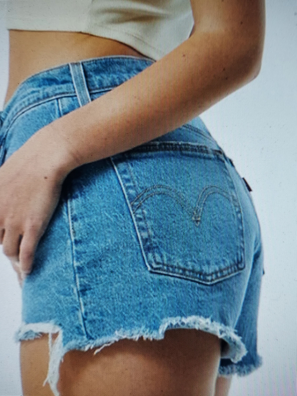 Levi's Light Blue 501 Distressed Denim Shorts. Sz W25